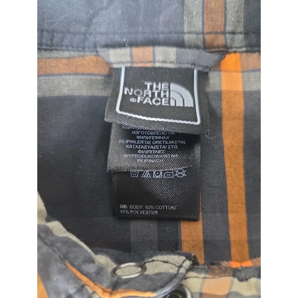 The North Face Pearl Snap Short Sleeve Button Up Black Gray Orange Plaid Shirt M